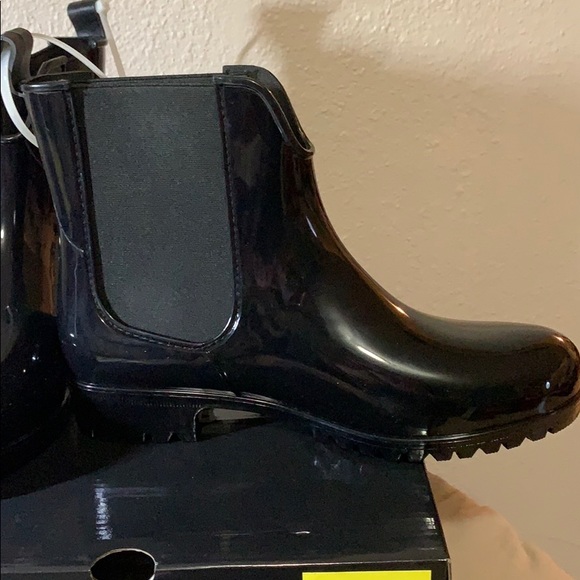 Nicole Miller Rain Boots - Picture 2 of 8